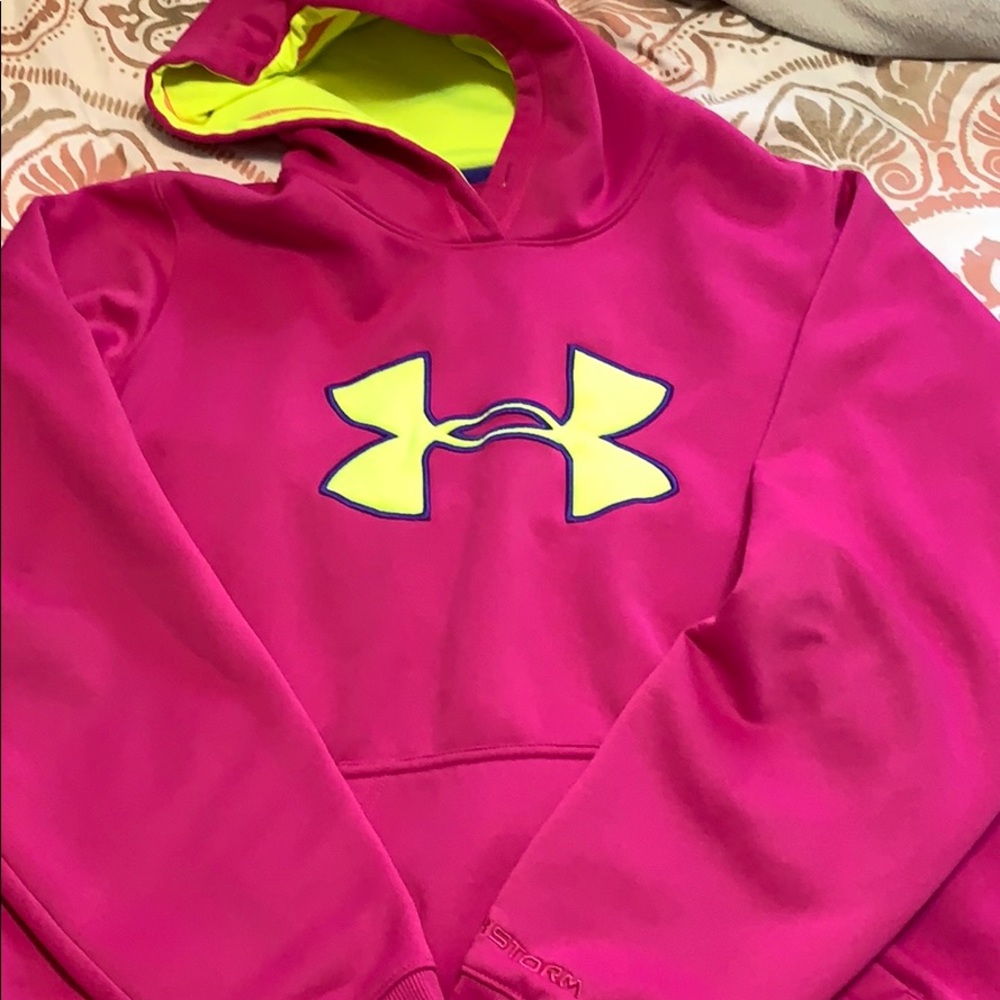 X storm Underarmour hoodie